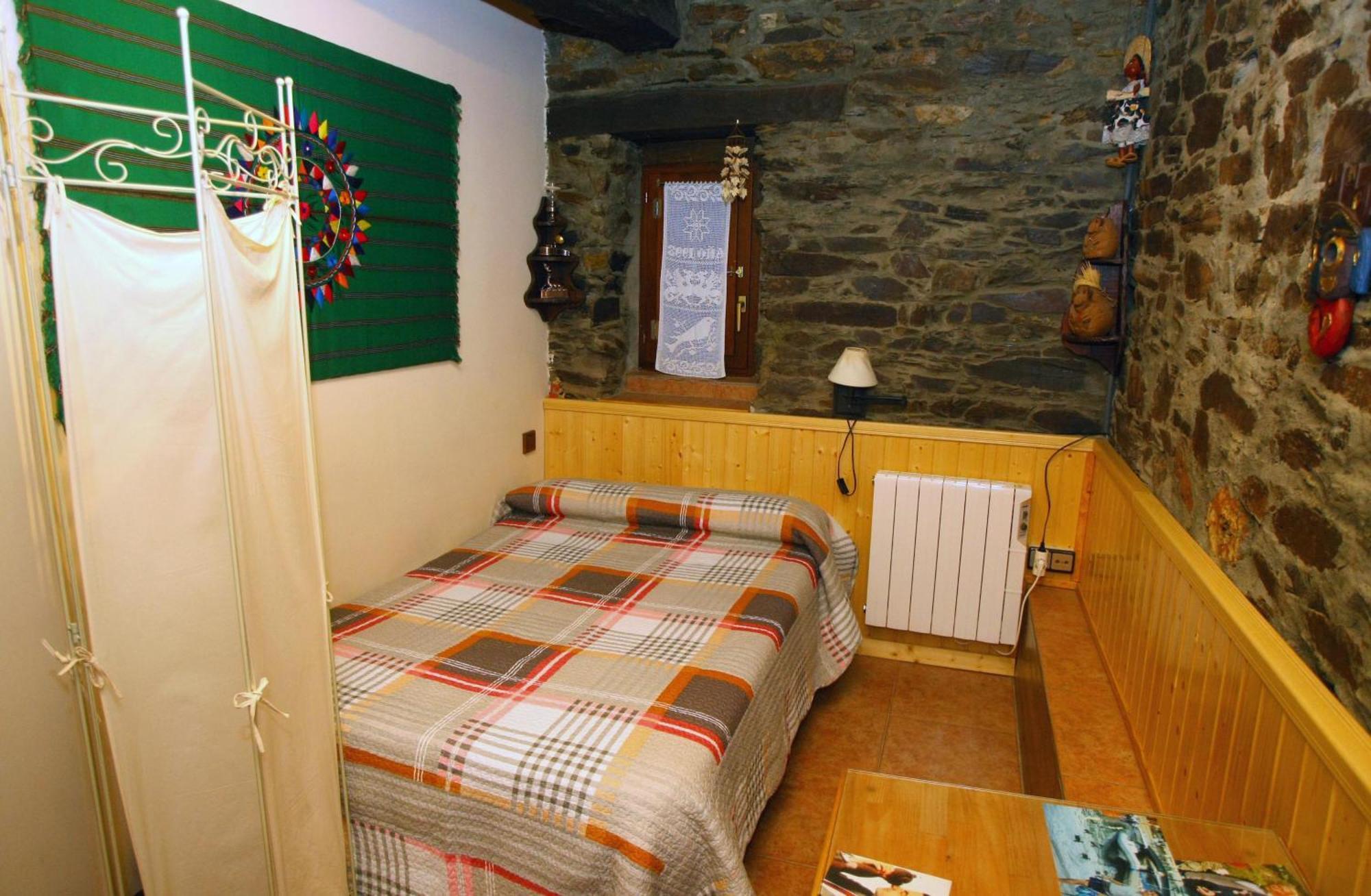 Maison d'hôtes Casa De Abril 1 à San Cristobal de Valdueza Extérieur photo